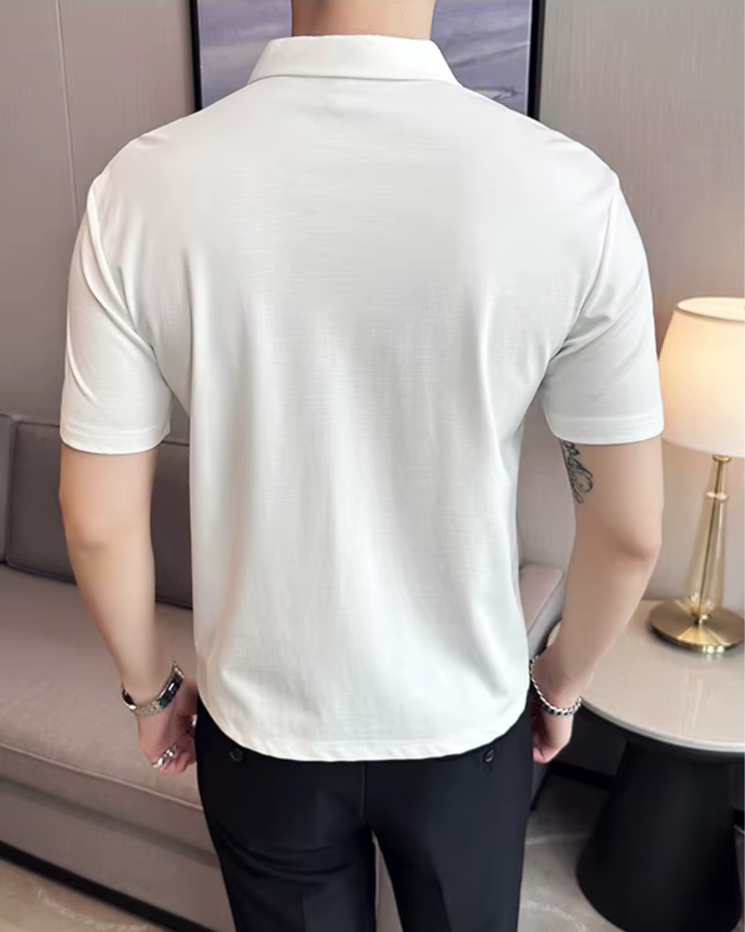 Férfi póló, nagy rugalmasságú, könnyű, puha és gyűrődésálló, egyszínű