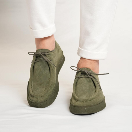 Kézzel készített klasszikus alkalmi cipők szarvasbőrből