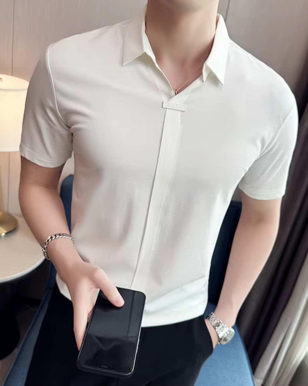 Férfi póló, nagy rugalmasságú, könnyű, puha és gyűrődésálló, egyszínű